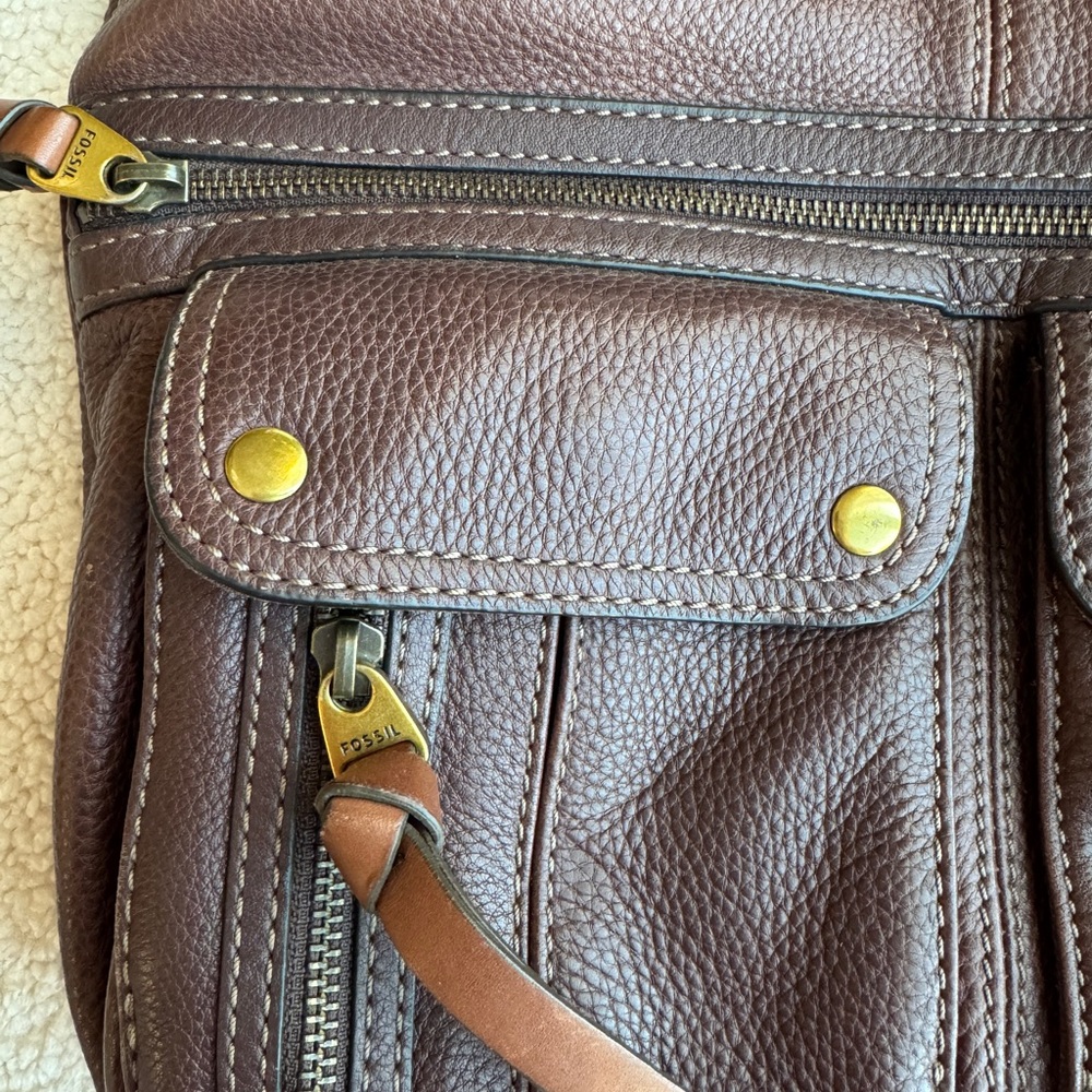 Fossil Leather Morgan Large Top Zip Traveler Crossbody Messenger Bag - Picture 3 of 9